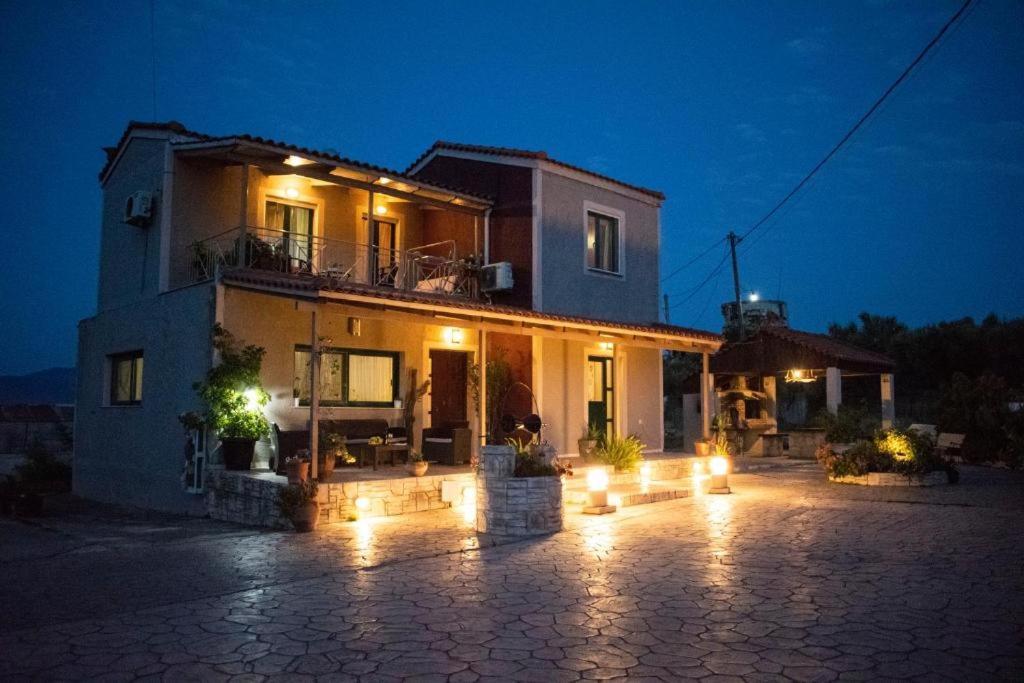 Villeta Nikol “Νηνεμία” Lixouri Ngoại thất bức ảnh