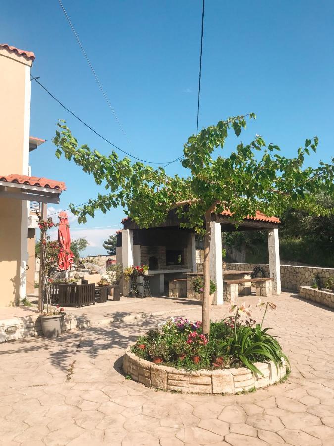 Villeta Nikol “Νηνεμία” Lixouri Ngoại thất bức ảnh
